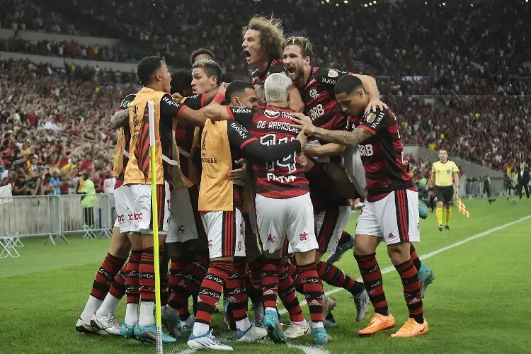 Flamengo va por su pase a la Final del Mundial de Clubes contra el millonario Al Hilal 