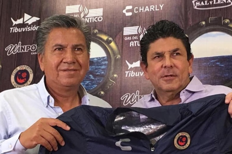 Ex directivo del Tiburón tendrá segunda oportunidad en Guatemala