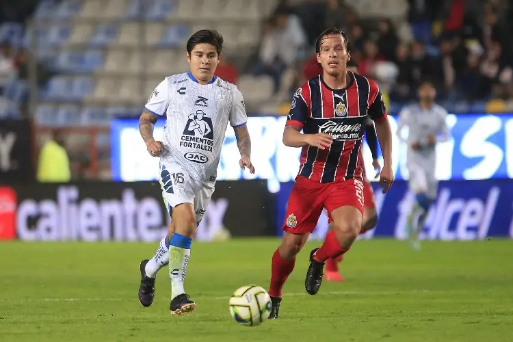 Pachuca sufre para empatarle a Chivas