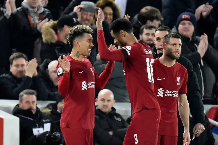 Liverpool triunfa en el Derbi del Merseyside