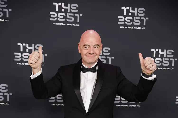 Infantino viena a México a 'asuntos importantes'