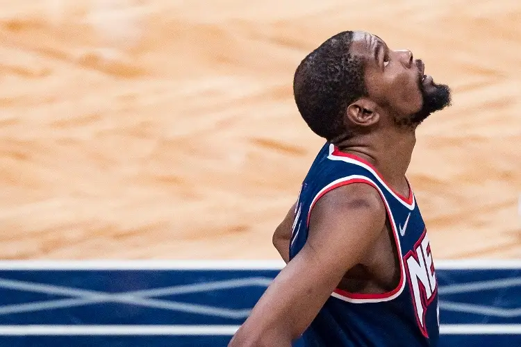 NBA: Kevin Durant debuta en triunfo de los Suns
