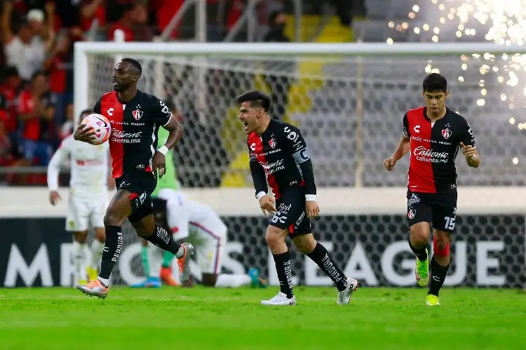 Atlas logra el milagro de la remontada y avanza en la Concachampions