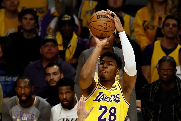 NBA: Lakers liquidaron a los Pelicans