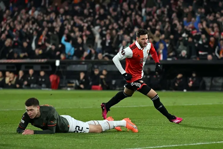 Santi y Feyenoord humillaron al Shakhtar en Europa League