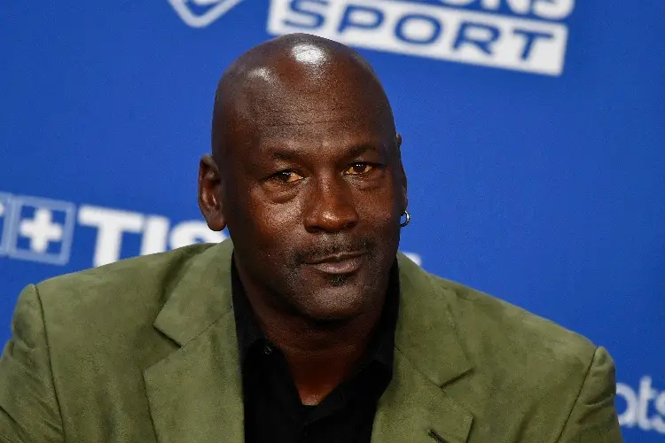 Michael Jordan se quiere desvincular de los Hornets