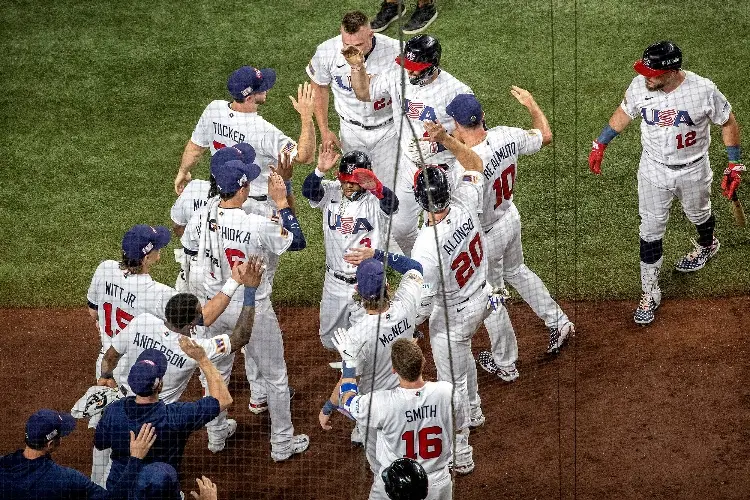 Estados Unidos humilla a Cuba y va a la final del Clásico Mundial