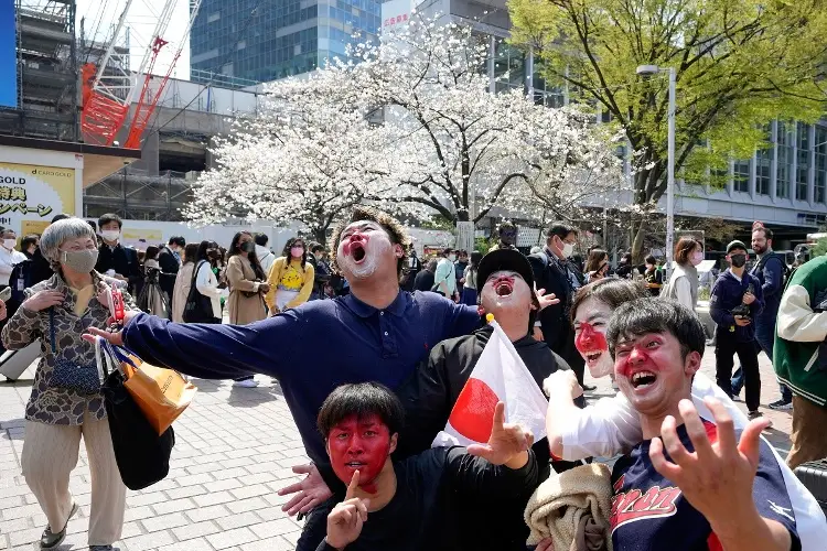 Éxtasis en Japón por ganar el Clásico Mundial de Beisbol