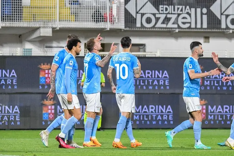 Lazio se apodera del segundo puesto en Italia