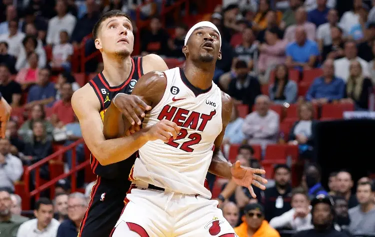 NBA: Heat sobrevive y van a playoffs ante los Bucks
