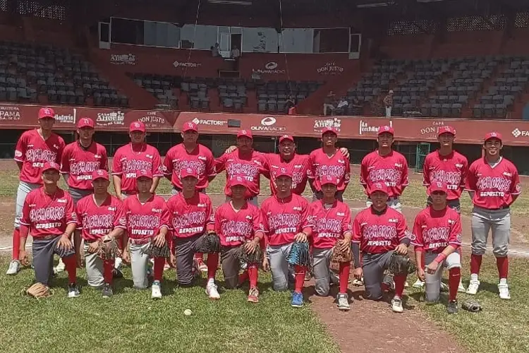 Tampico Alto sigue invicto en la Liga Veracruzana de Béisbol Sub 18