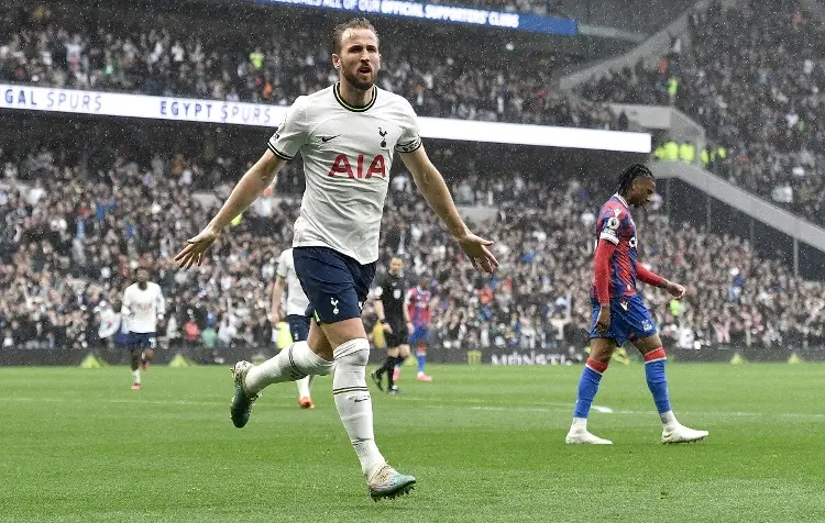 Kane resucita al Tottenham