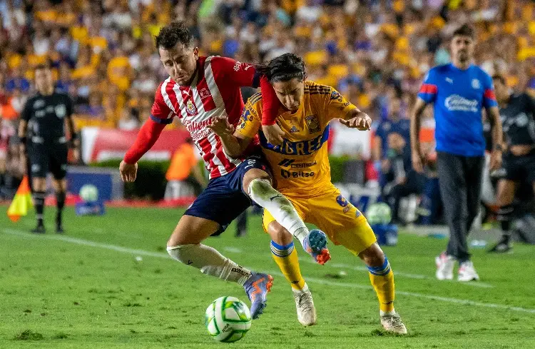 Tigres y Chivas no se hacen daño en la Gran Final de ida