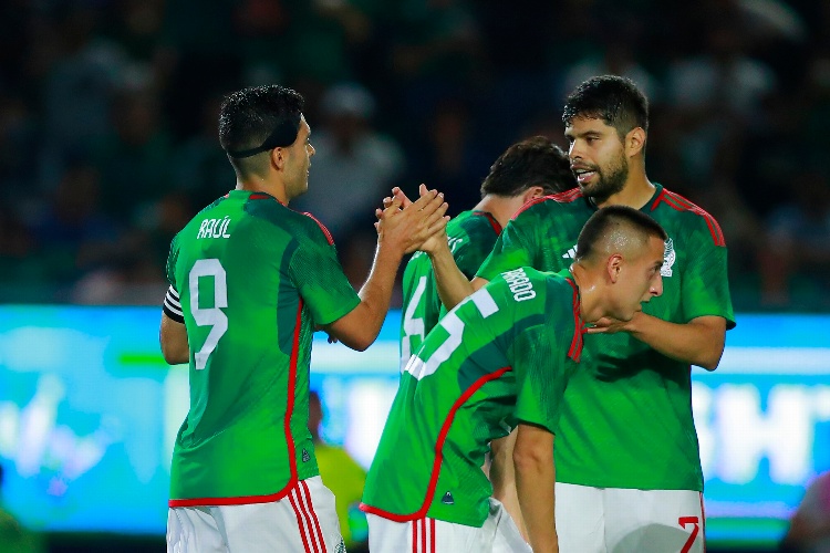 México sin mucho esfuerzo vence a Guatemala