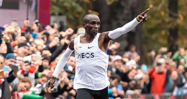 Kipchoge: Bajar de las dos horas en un maratón es la proeza que más me enorgullece
