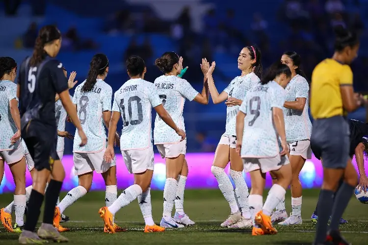 JCC: México golea a Puerto Rico en el arranque del futbol femenil