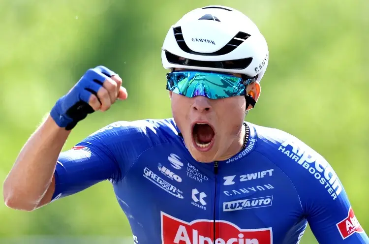Philipsen repite triunfo y ahora gana etapa 4 del Tour de Francia