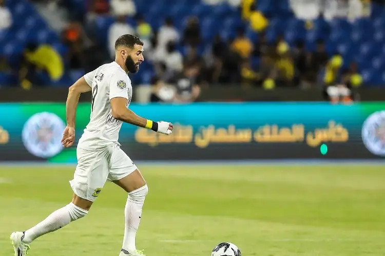 Benzema debuta con un golazo con Al-Ittihad  (VIDEO)