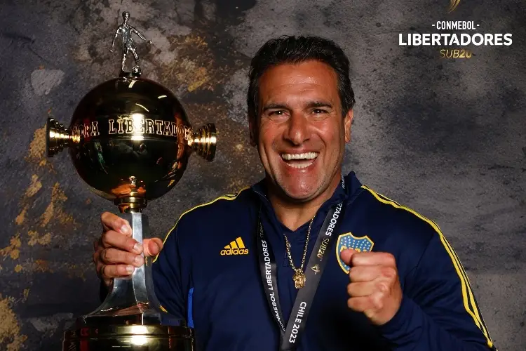 Ex Tiburón guía a Boca Juniors a ganar la Copa Libertadores