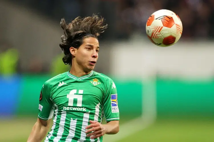 En el Betis aseguran que Lainez tiene calidad para volver a Europa