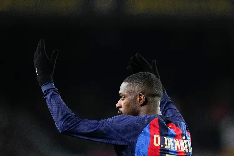 Dembelé viaja a París para firmar su contrato con el PSG