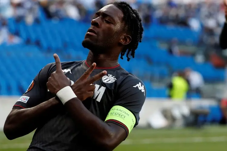 Chelsea contrata a Axel Disasi