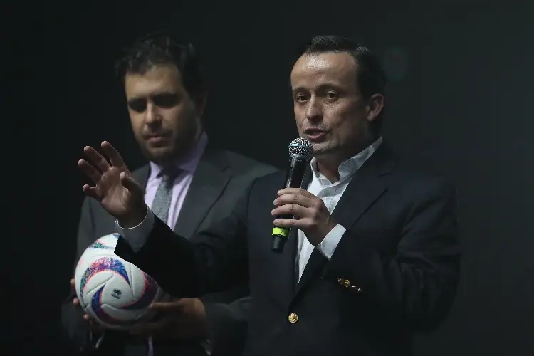 Hijo de AMLO llama 'Directivo Chafa' a Presidente de la Liga MX