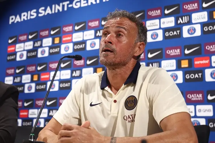 Luis Enrique se pronuncia sobre pleito entre Mbappé y PSG 