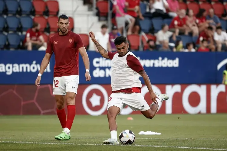 'Tecatito' citado para la Supercopa de Europa