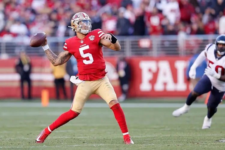 Quarterback de 49ers a tratar de enamorar a su afición