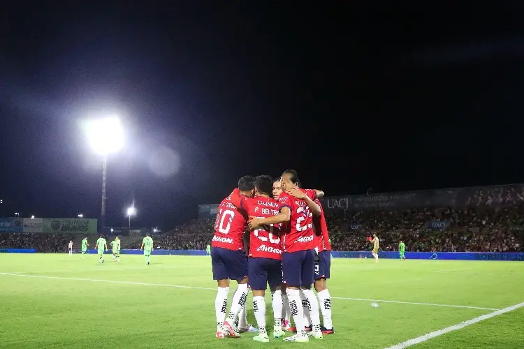 Chivas deja ir el triunfo ante Juárez