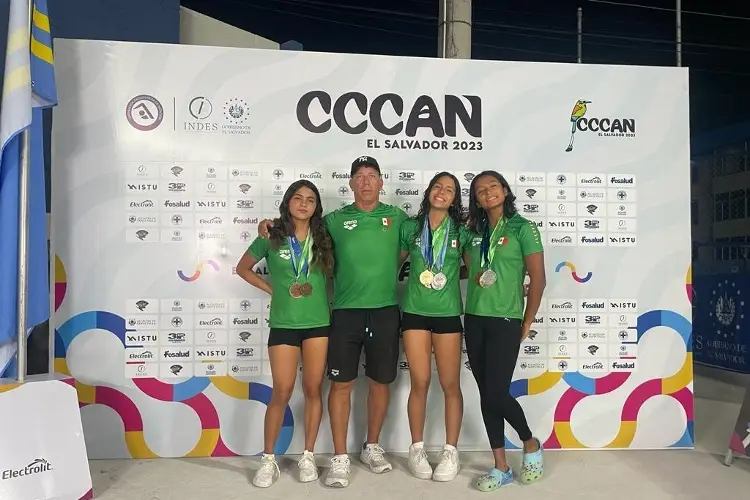 Veracruz suma medallas en Centroamericanos de Natación