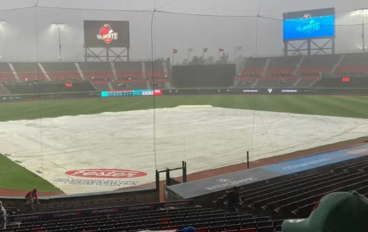 LMB: Lluvia suspende juego de Playoffs entre Diablos y Pericos