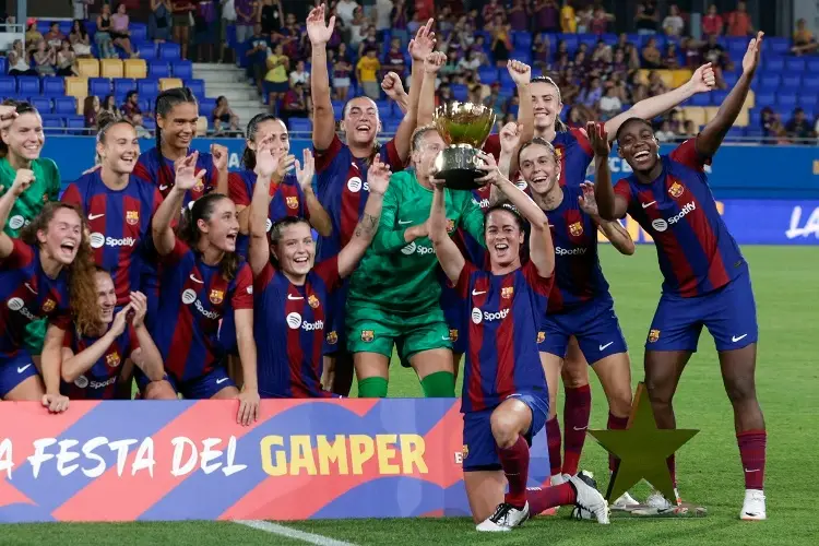 Barcelona golea a la Juve y se lleva el Trofeo Joan Gamper