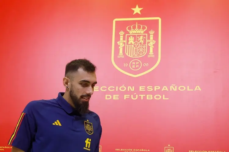 Borja Iglesias renuncia a ir a la selección España por beso de Rubiales a Hermoso