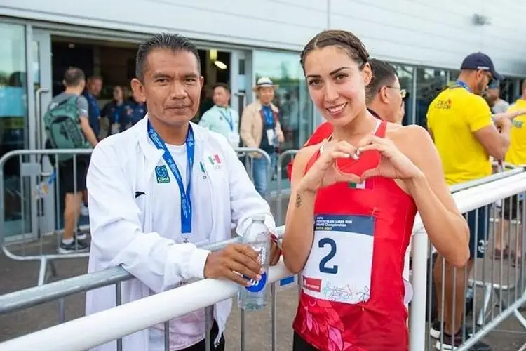 Mexicana Mariana Arceo se mete a zona de medallas en Mundial de Pentatlón