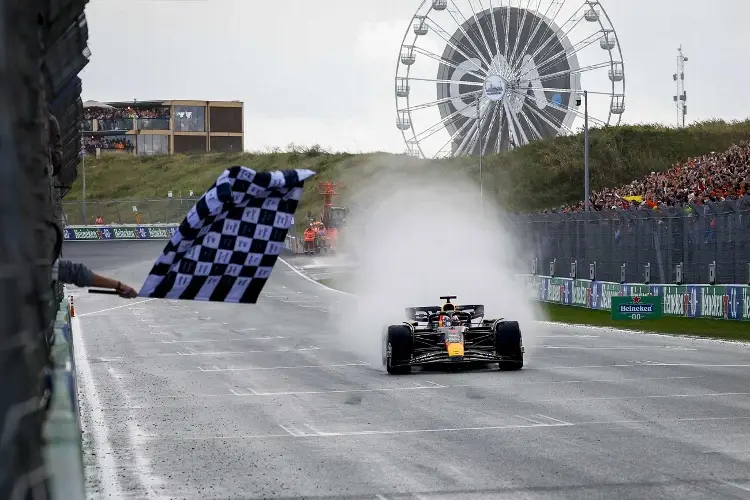 Verstappen gana el GP de Países Bajos e iguala récord de Vettel