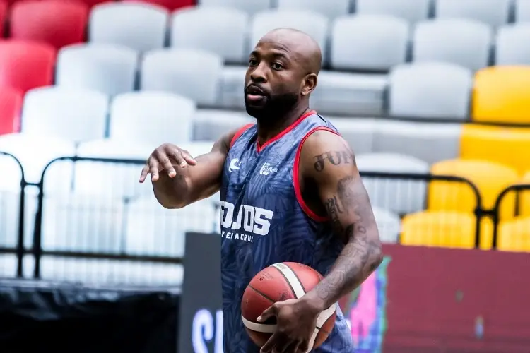 Jawan Davis se convierte en jugador de los Halcones Rojos de Veracruz