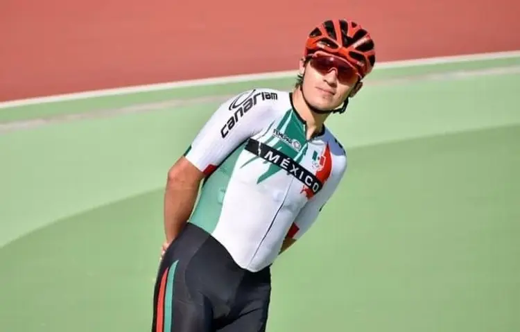 Mexicano gana medalla en Mundial de Patinaje de Velocidad