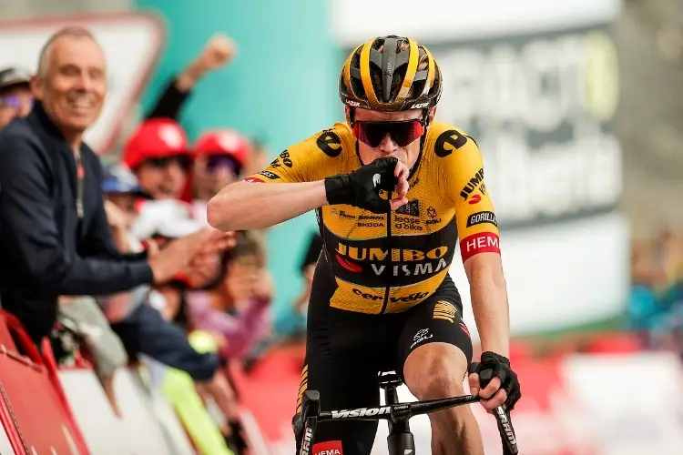 Vingegaard hace recital en la Vuelta de España