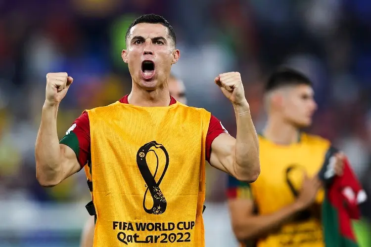 Cristiano Ronaldo aparece en los libros de texto gratuitos en México (VIDEO)