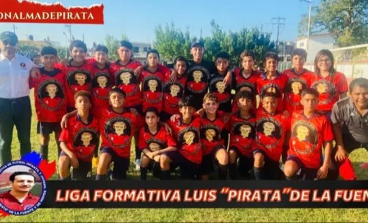 Selección de la Liga 'Pirata' Fuente presente en torneo estatal de Poza Rica