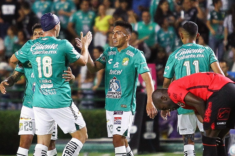 León con lo mínimo le pega a los Xolos