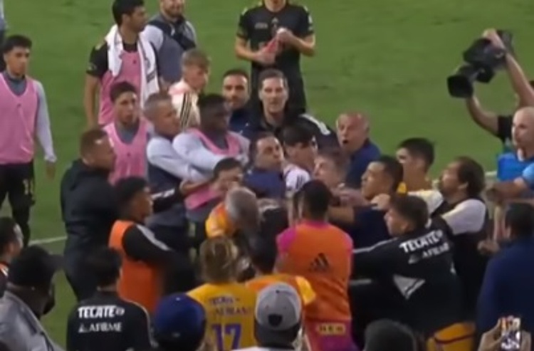 Se armó la bronca luego del título de Tigres en la Campeones Cup (VIDEO)