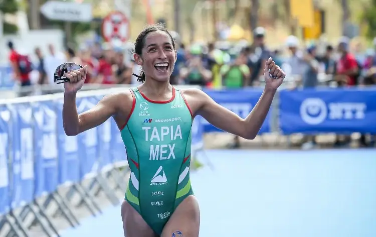 Mexicana Rosa María Tapia gana medalla en Mundial de Triatlón 