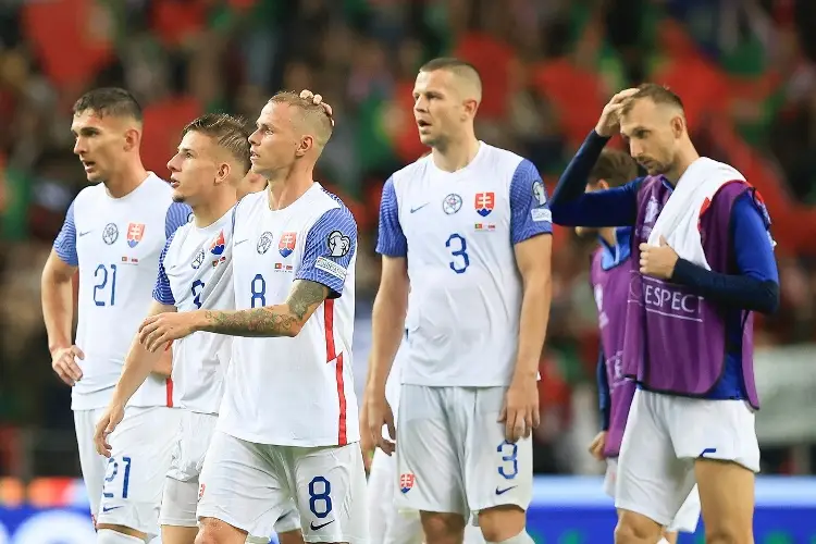 Eslovaquia da un paso de gigante hacia la Eurocopa