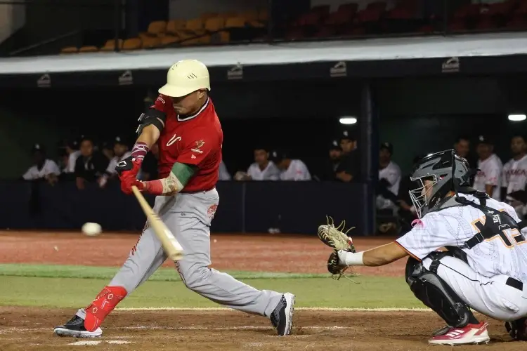 El Águila cae ante los Guerreros en la Invernal