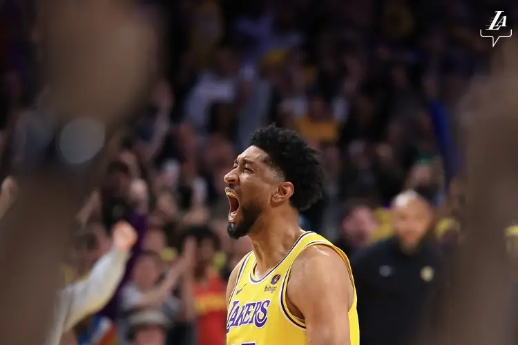 Lakers acaban con 'maldición' y vencen a los Clippers