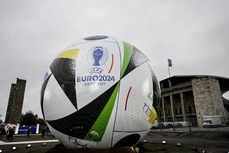Este es el balón oficial para la Euro