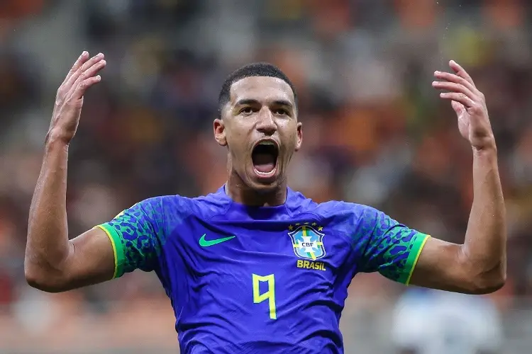 Brasil sufre pero avanza en Mundial Sub17